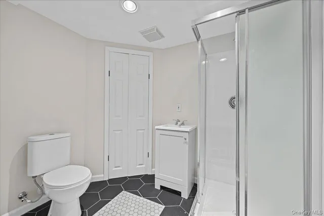 $799,000 | 80 Bismark Avenue, Valley Stream, NY 11581