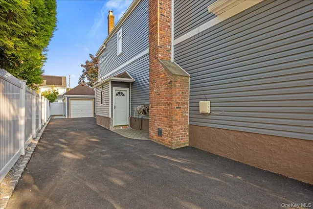 $799,000 | 80 Bismark Avenue, Valley Stream, NY 11581