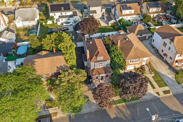 $799,000 | 80 Bismark Avenue, Valley Stream, NY 11581