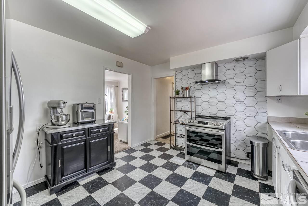 940 Bates Avenue Reno, NV 89502 - Photo 20 of 40 Photo 20