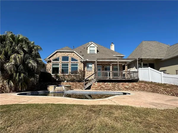 $379,000 | 1424 Royal Palm Drive, Slidell, LA 70458