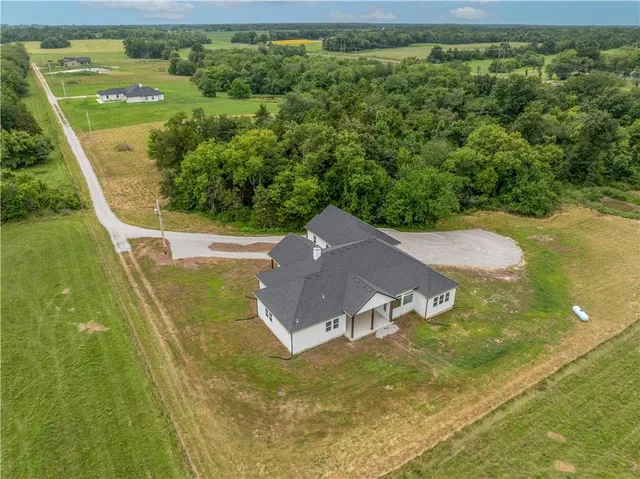 $694,900 | 19657 Mather Road, Sedalia, MO 65301