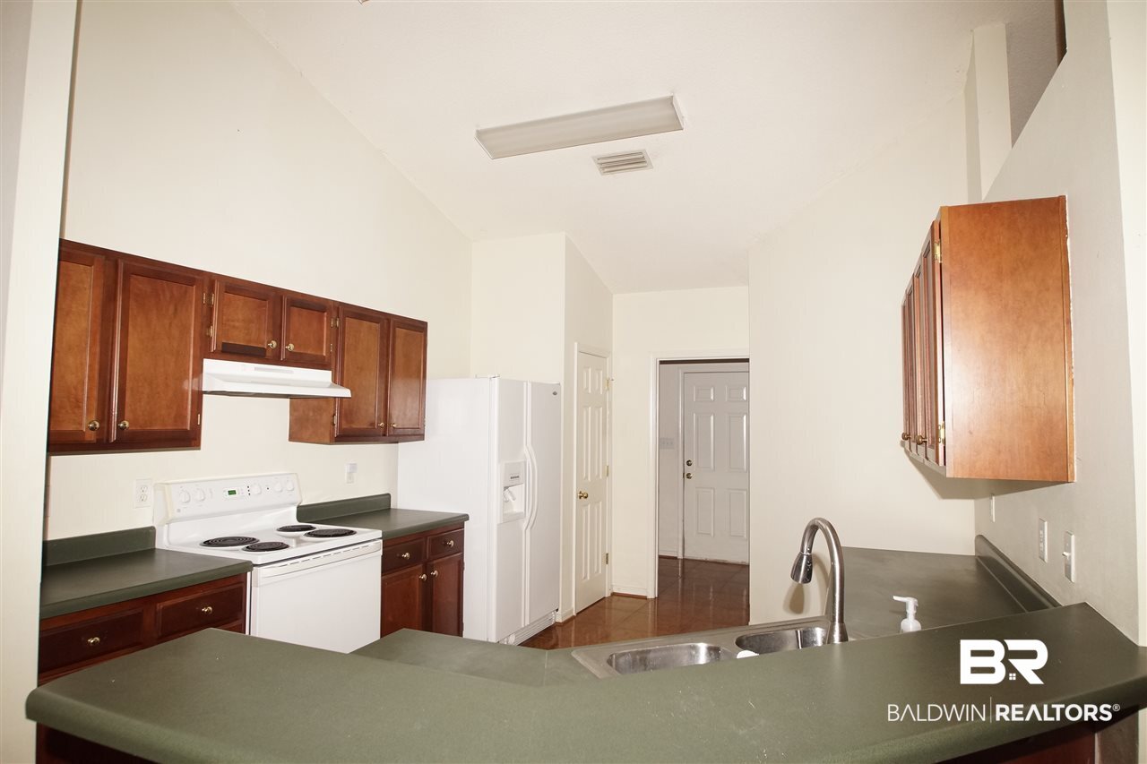 9632 Watkins Drive Fairhope, AL 36532 - Photo 7 of 13