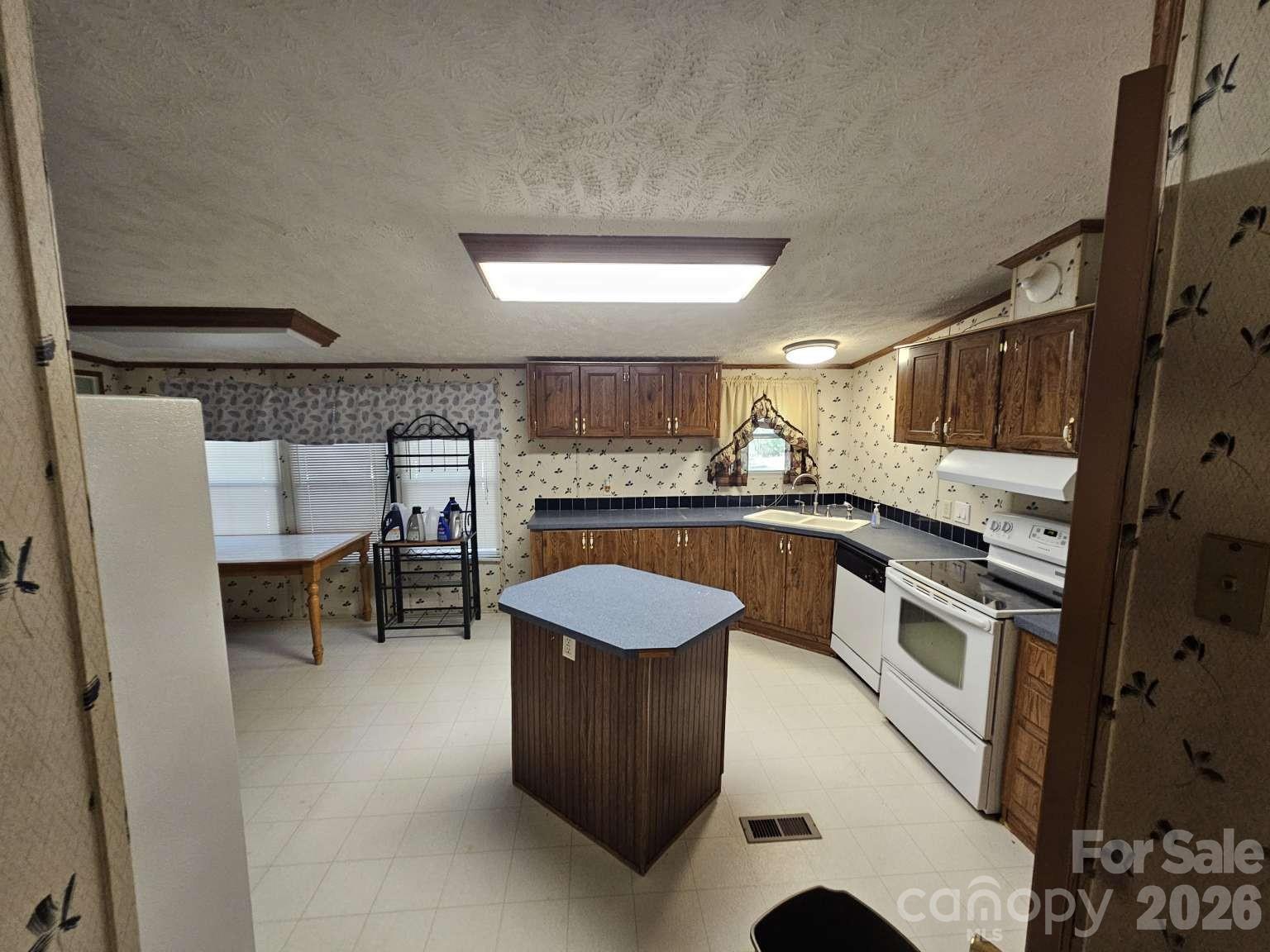 7159 Rev Melvin Adams Road Kershaw, SC 29067 - Photo 12 of 24 Gallery Image 12