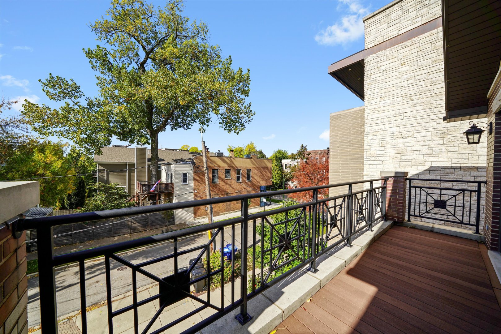 2953 North Honore Street Chicago, IL 60657 - Photo 18 of 40 a view of a balcony with chairs
