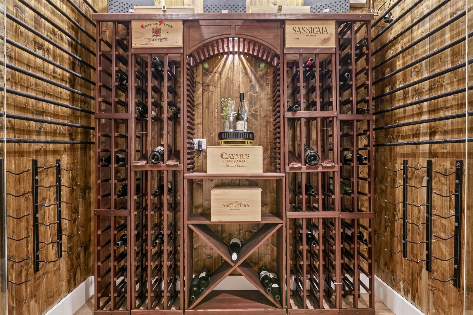 2953 North Honore Street Chicago, IL 60657 - Photo 22 of 40 a view of a building with door