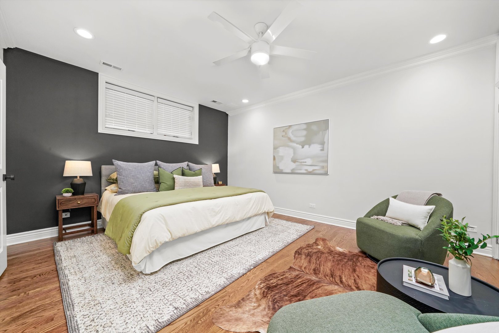 2953 North Honore Street Chicago, IL 60657 - Photo 30 of 40 a bedroom with a bed and furniture