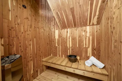 $1,475,000 | 2953 North Honore Street, Chicago, IL 60657