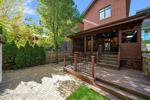 $1,475,000 | 2953 North Honore Street, Chicago, IL 60657