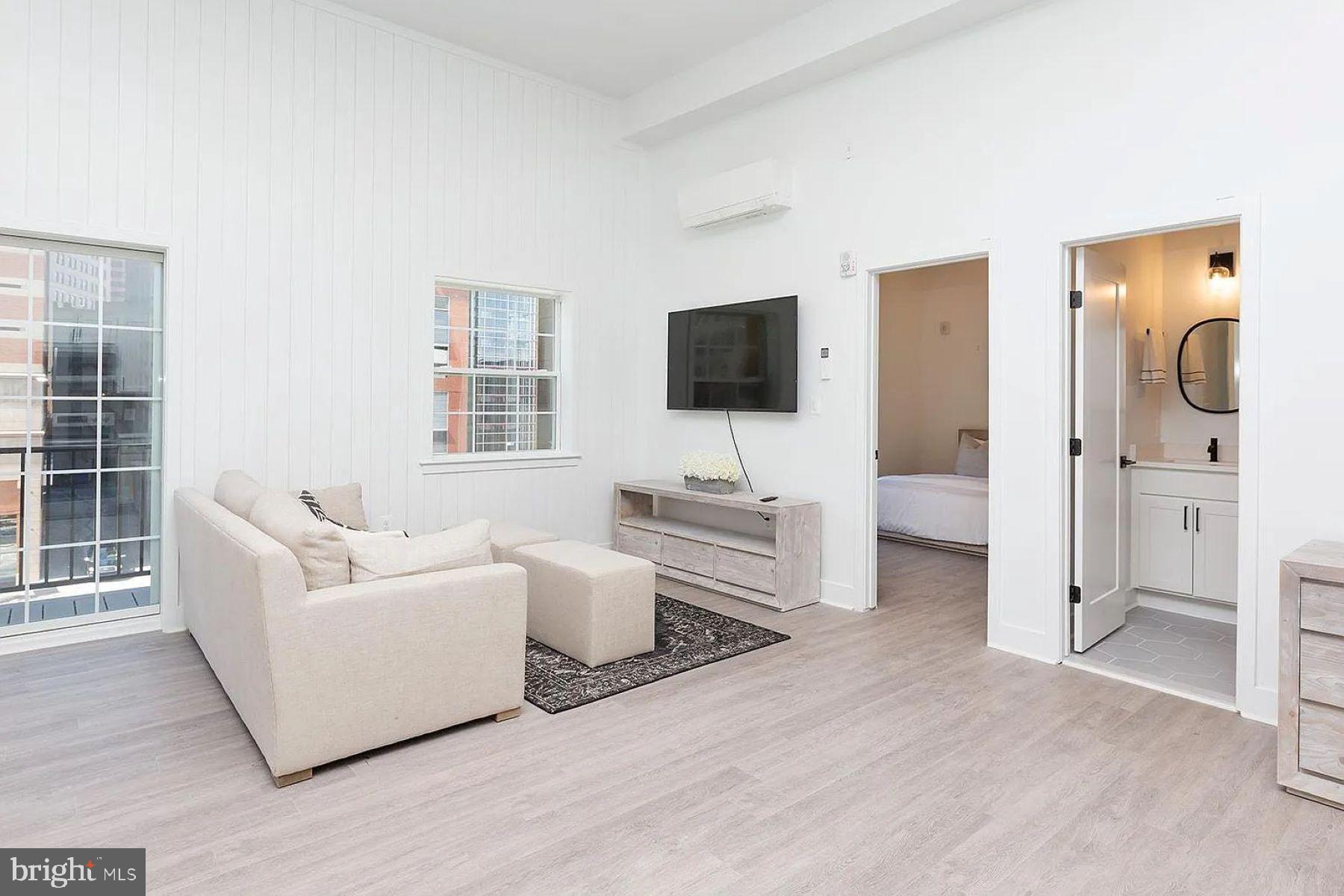 211 St Paul Street, Unit 504 Baltimore, MD 21202 - Photo 6 of 12 Living Area - Model Home