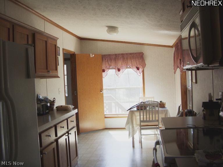 8343 Banner Road Cambridge, OH 43725 - Photo 10 of 21 Gallery Image 10