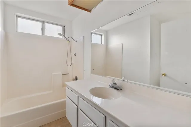 $381,000 | 13590 Mica Avenue, Victorville, CA 92392