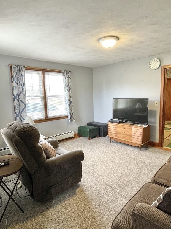 49 Ridgewood Road Chicopee, MA 01013 - Photo 4 of 20 Gallery Image 4