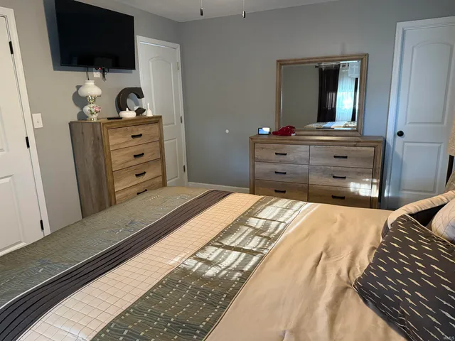 $219,900 | 11152 Stoltz Boulevard, Lawrenceville, IL 62439