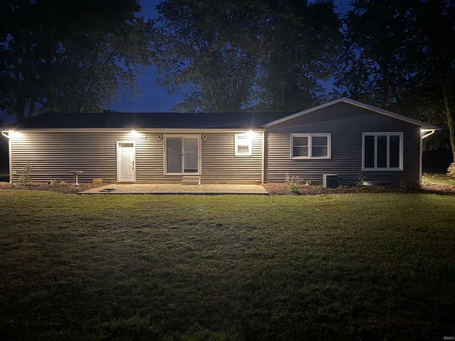 $219,900 | 11152 Stoltz Boulevard, Lawrenceville, IL 62439