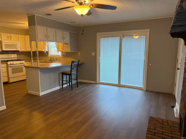 $219,900 | 11152 Stoltz Boulevard, Lawrenceville, IL 62439