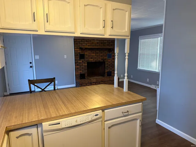 $219,900 | 11152 Stoltz Boulevard, Lawrenceville, IL 62439