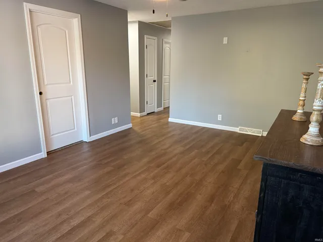 $219,900 | 11152 Stoltz Boulevard, Lawrenceville, IL 62439