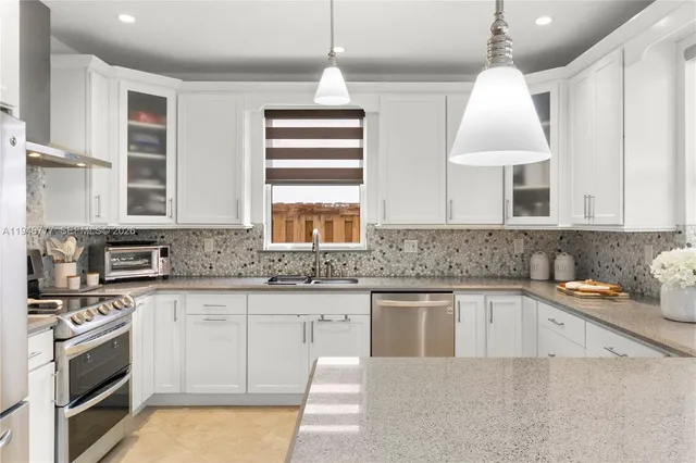 $628,000 | 2429 Southwest 153rd Pass, Miami, FL 33185