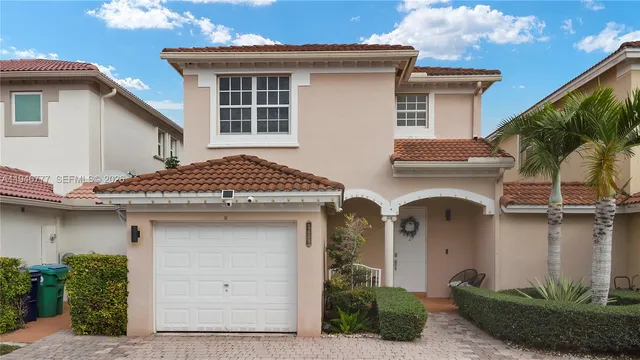 $628,000 | 2429 Southwest 153rd Pass, Miami, FL 33185