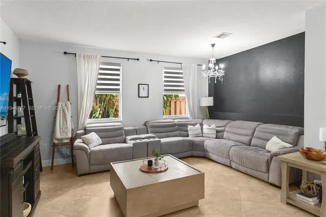 $628,000 | 2429 Southwest 153rd Pass, Miami, FL 33185