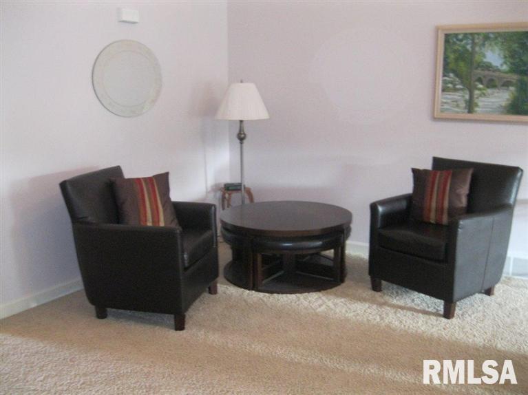 504 Mill Ridge Road Clinton, IA 52732 - Photo 4 of 24
