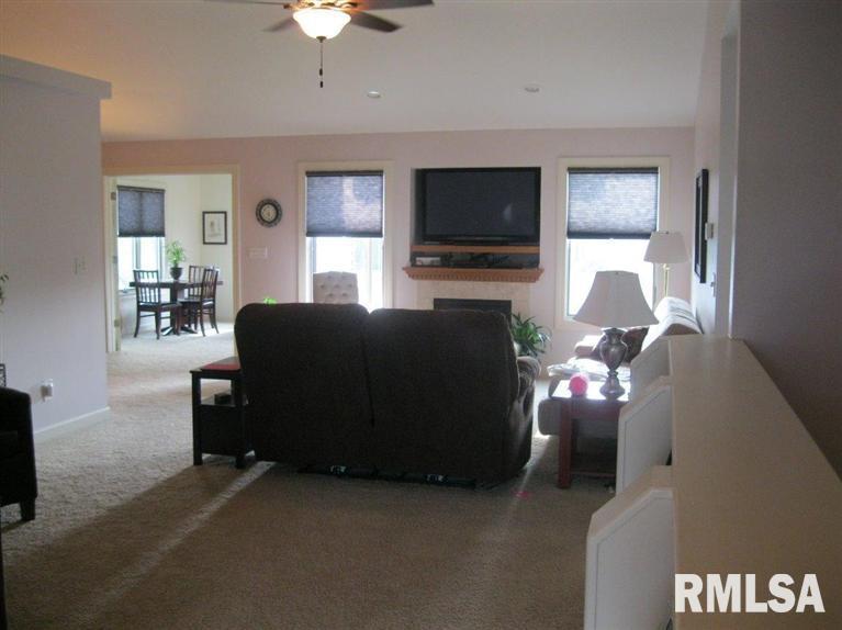 504 Mill Ridge Road Clinton, IA 52732 - Photo 5 of 24