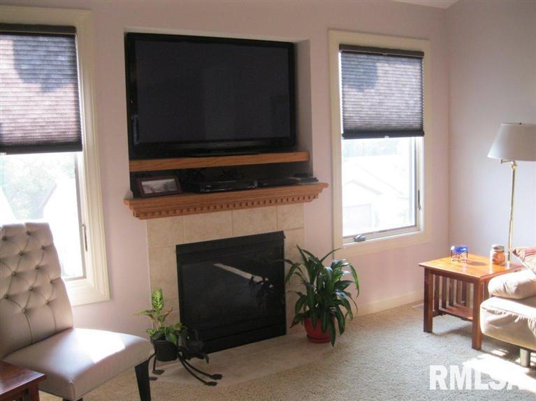 504 Mill Ridge Road Clinton, IA 52732 - Photo 7 of 24