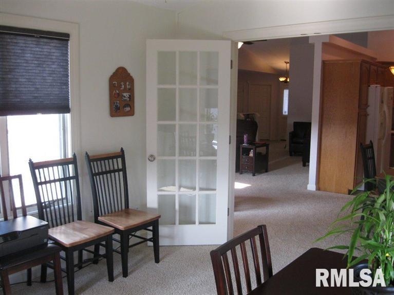 504 Mill Ridge Road Clinton, IA 52732 - Photo 9 of 24