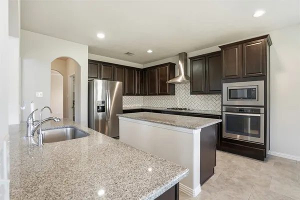 $515,000 | 811 River Delta Lane, Rosenberg, TX 77469