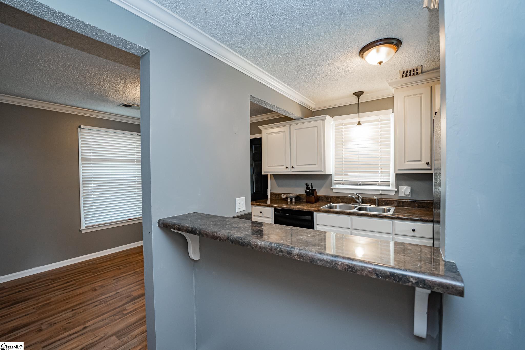 808 Davenport Road Simpsonville, SC 29680 - Photo 5 of 14 Gallery Image 5