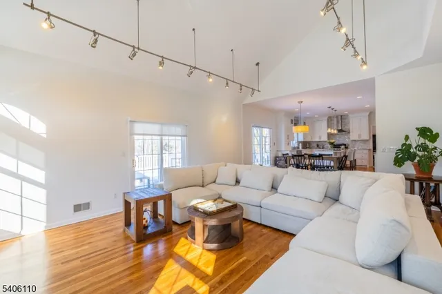 $1,088,888 | 110 Distillery Road, Whitehouse Station, NJ 08889