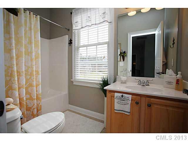 4208 Birkshire Heights Fort Mill, SC 29708 - Photo 13 of 16 Gallery Image 13