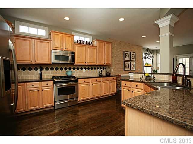 4208 Birkshire Heights Fort Mill, SC 29708 - Photo 6 of 16 Gallery Image 6