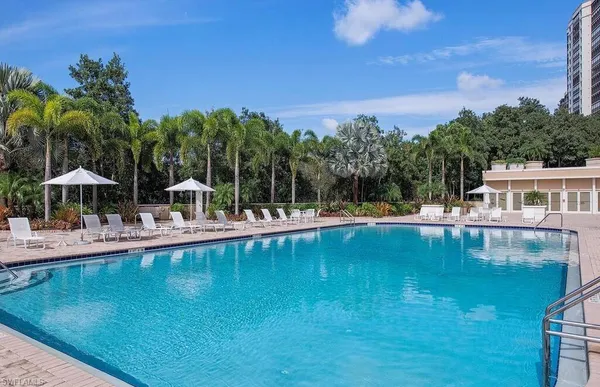 $18,000 | 7117 Pelican Bay Boulevard, Unit 1508, Naples, FL 34108