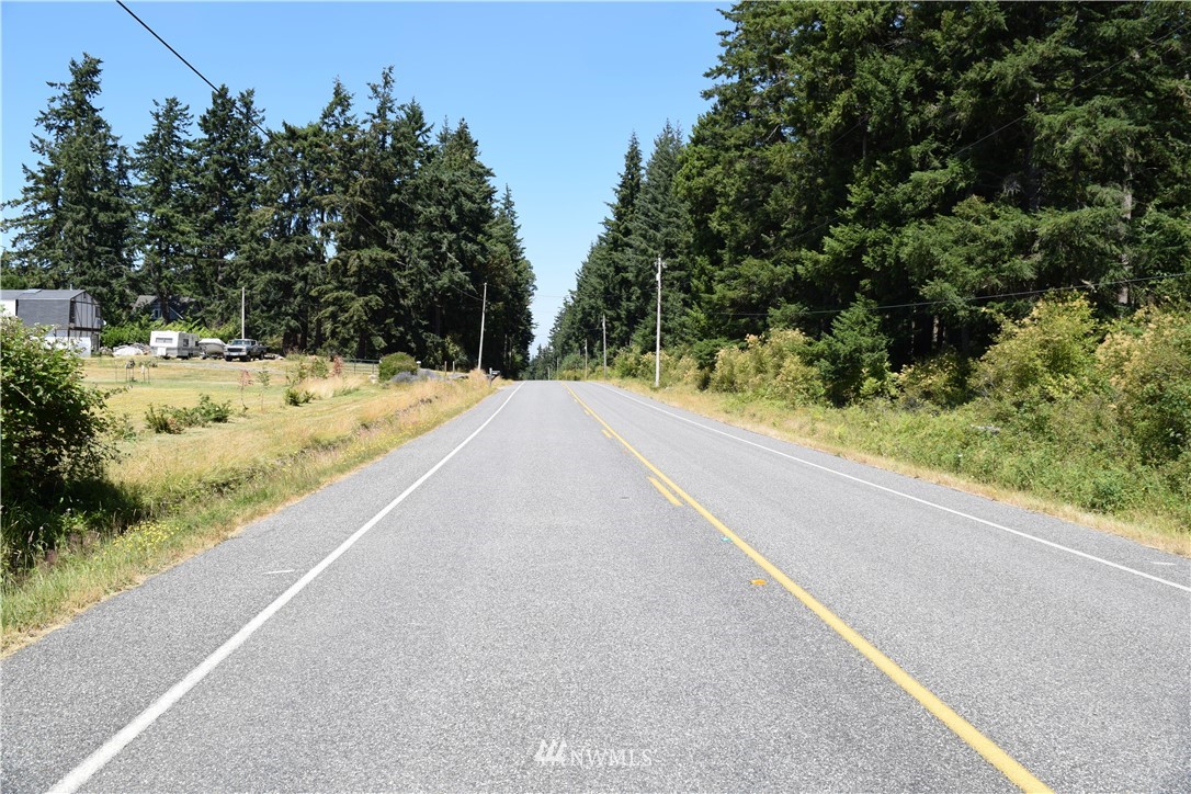 2746 Strawberry Point Road Oak Harbor, WA 98277 - Photo 8 of 25 Gallery Image 8