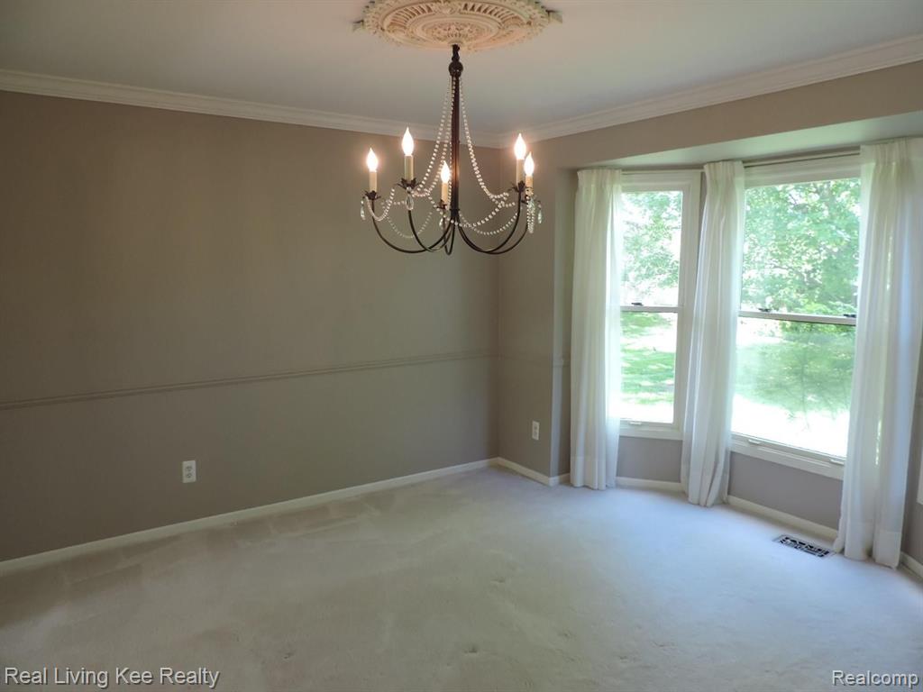 1885 Snowden Court Rochester Hills, MI 48306 - Photo 19 of 47