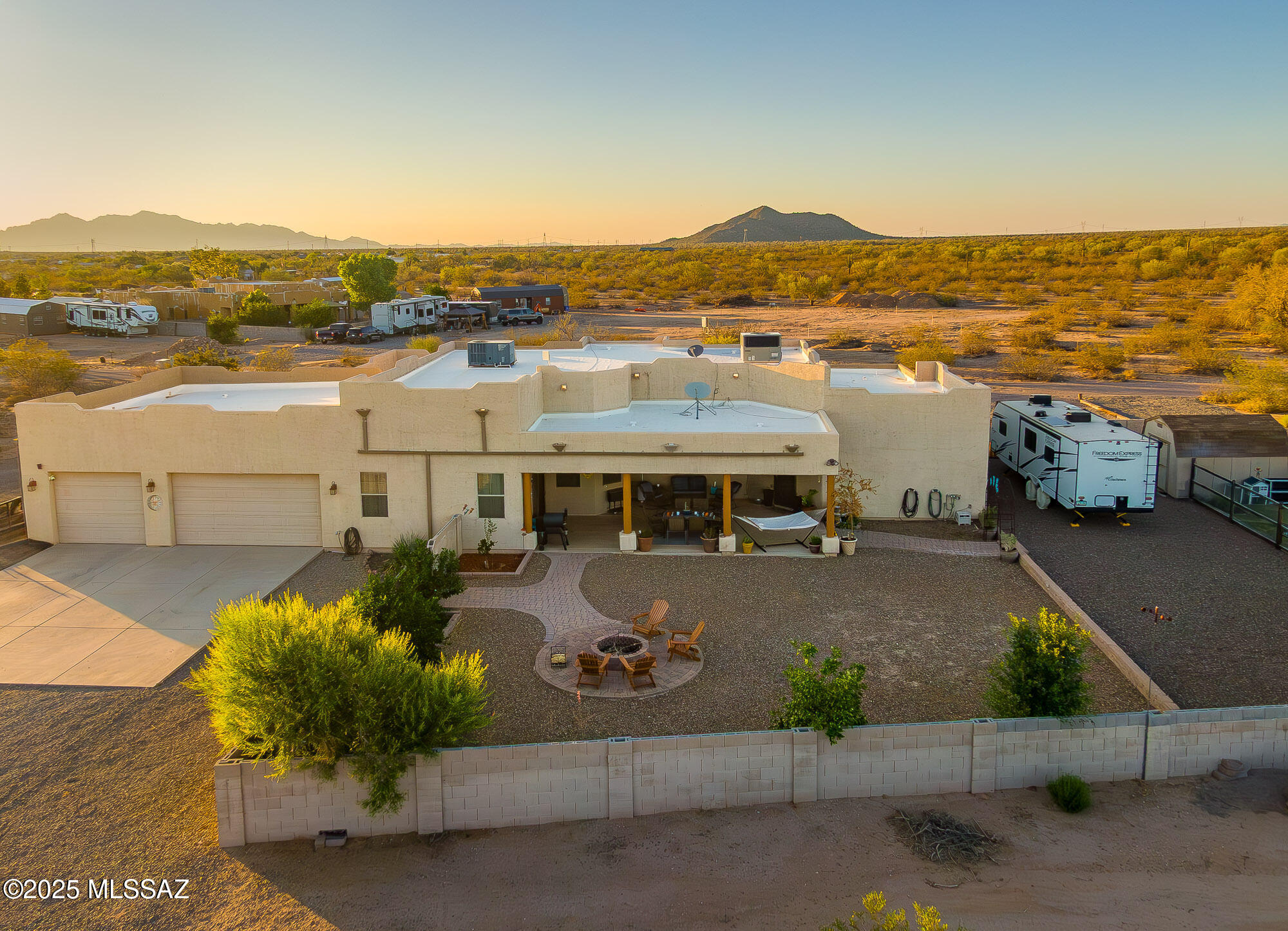 30501 Goodman Ranch Road Marana, AZ 85658 - Photo 2 of 48 Gallery Image 2