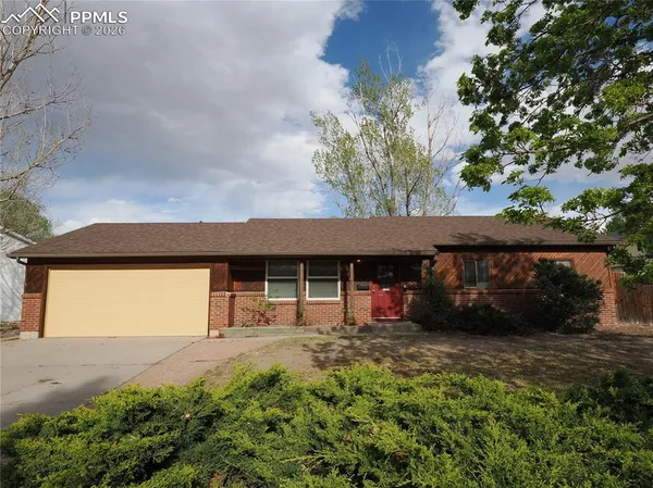 $369,900 | 7557 Stampede Drive, Colorado Springs, CO 80920