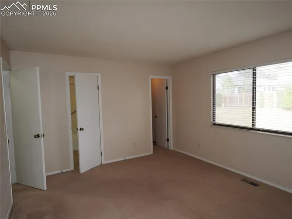 $369,900 | 7557 Stampede Drive, Colorado Springs, CO 80920