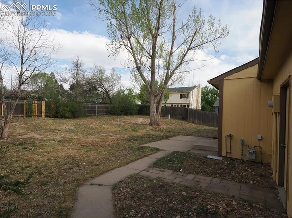$369,900 | 7557 Stampede Drive, Colorado Springs, CO 80920
