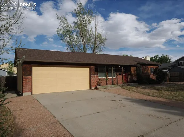 $369,900 | 7557 Stampede Drive, Colorado Springs, CO 80920