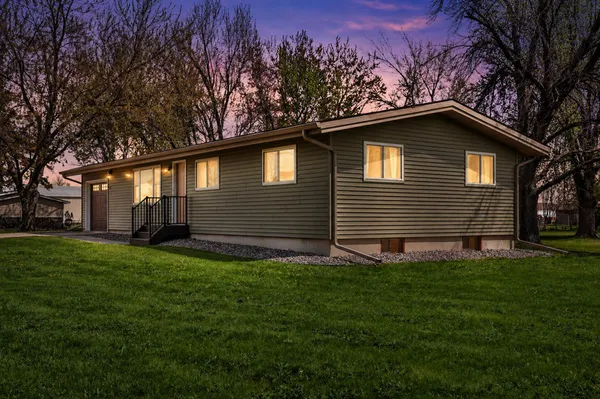 $229,900 | 301 5th Avenue Northeast, Blooming Prairie, MN 55917