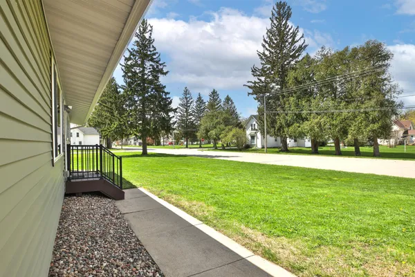 $229,900 | 301 5th Avenue Northeast, Blooming Prairie, MN 55917