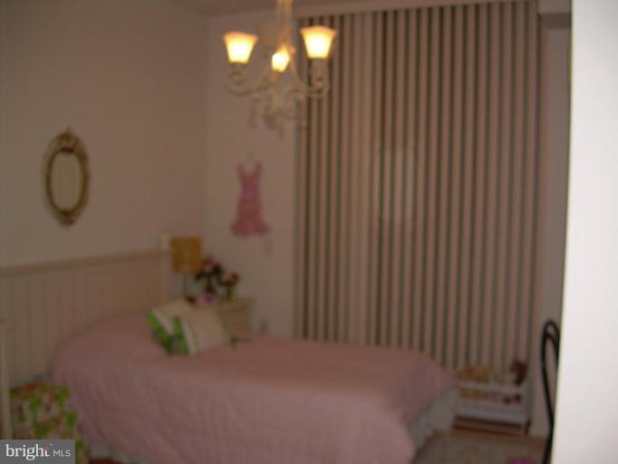 1830 Fountain Drive, Unit 403 Reston, VA 20190 - Photo 4 of 14 Bedroom #1