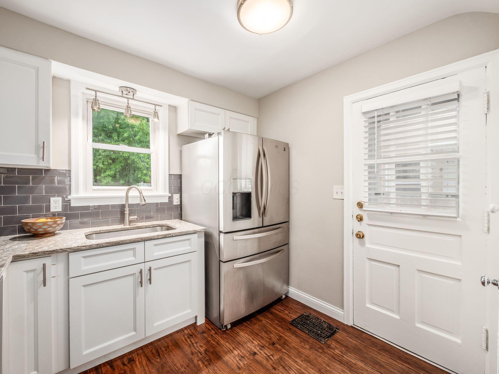 848 Timberman Road Columbus, OH 43212 - Photo 16 of 55 Stainless Appliances