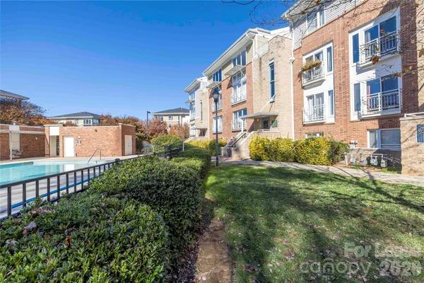 $1,800 | 3953 Picasso Court, Charlotte, NC 28205