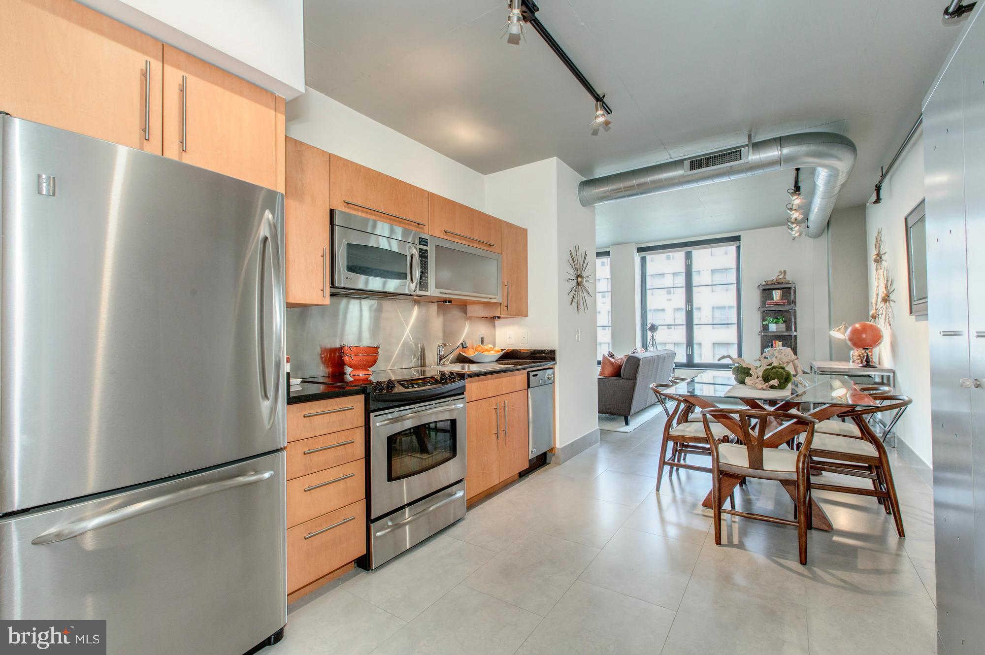 1133 14th Street Northwest, Unit 802 Washington, DC 20005 - Photo 2 of 16 Gourmet Kitchen