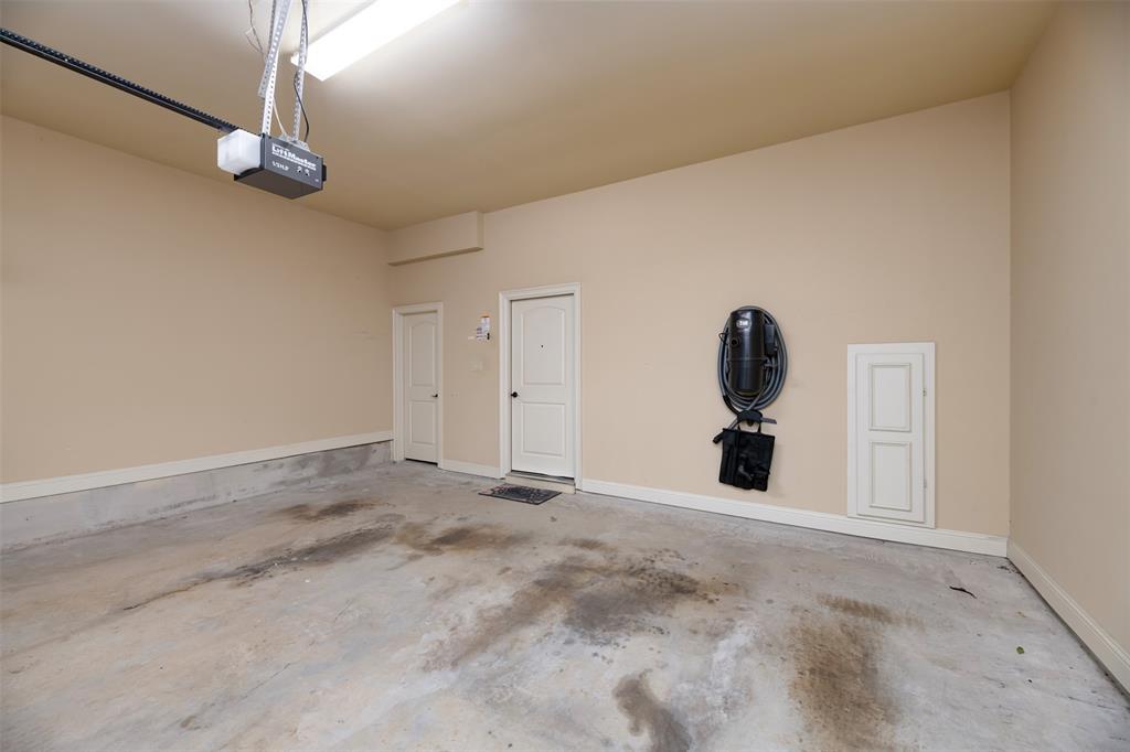 7914 Bishop Road Plano, TX 75024 - Photo 25 of 33 a view of a room with window