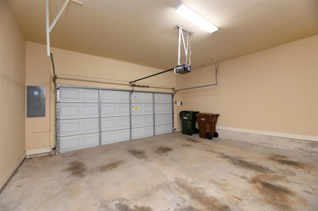 7914 Bishop Road Plano, TX 75024 - Photo 26 of 33 a view of a garage